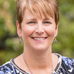Lori Gomez Realtor - Coldwell Banker Elite - Lori Gomez, Realtor Coldwell Banker Elite