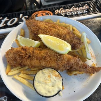 Encore Bar & Grill - This fish was FIRE!!!! Very light and definitely not greasy, perfectly seasoned. - Sports Bars Near Me - San Antonio, Texas Encore Bar & Grill - This fish was FIRE!!!! Very light and definitely not greasy, perfectly seasoned. - Sports Bars Near Me - San Antonio, Texas