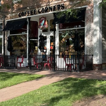 Coffee Corners - The outside of the shop. - Coffee & Tea Near Me - Burton, Ohio
