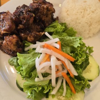 Quan Hop Restaurant - Com xuong ram - Vietnamese Near Me - Westminster, California Quan Hop Restaurant - Com xuong ram - Vietnamese Near Me - Westminster, California