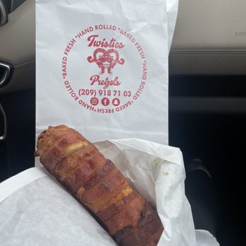 Twisties Pretzels - Cheese pretzel dog wrapped in bacon - Food Trucks Near Me - Modesto, California Twisties Pretzels - Cheese pretzel dog wrapped in bacon - Food Trucks Near Me - Modesto, California