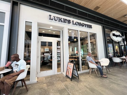 Luke's Lobster Brickell City Centre by null