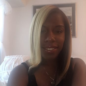 Jakari J Salon - Brown roots and blond hair. The hair underneath the blonde was dyed brown - Hair Salons Near Me - Oceanside, New York Jakari J Salon - Brown roots and blond hair. The hair underneath the blonde was dyed brown - Hair Salons Near Me - Oceanside, New York