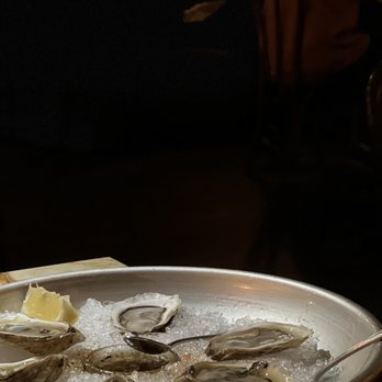 SILVIA - Oyster - New American Near Me - Woodstock, New York SILVIA - Oyster - New American Near Me - Woodstock, New York