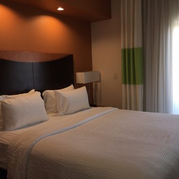 Fairfield by Marriott Inn & Suites Santa Cruz - Capitola - King bed with fireplace - Hotels Near Me - Capitola, California Fairfield by Marriott Inn & Suites Santa Cruz - Capitola - King bed with fireplace - Hotels Near Me - Capitola, California