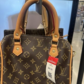 Deja Blue Boutique - Accessories Near Me - Las Vegas, Nevada Deja Blue Boutique - Accessories Near Me - Las Vegas, Nevada