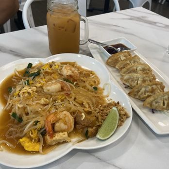 Million Thai Restaurant - Thai Near Me - Fairfield, California