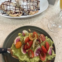 Yummy avocado toast & crepes Yummy avocado toast & crepes