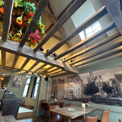 't Hof van Rembrandt - Upstairs