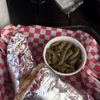 Sam's Southern Eatery - Shrimp po boy & green beans - Southern Near Me - Hutchinson, Kansas