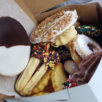 Chompie's - Cookies from the deli/bakery! - Delis Near Me - Chandler, Arizona Chompie's - Cookies from the deli/bakery! - Delis Near Me - Chandler, Arizona