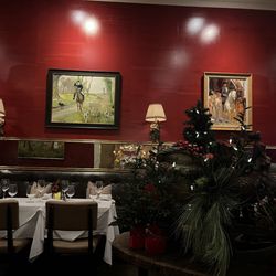 Dudley's on Short - The Lounge