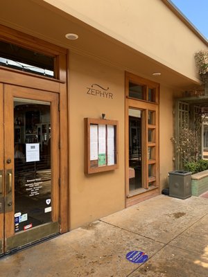 Zephyr Grill & Bar by null