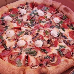 Slap Box Pizza and Wings