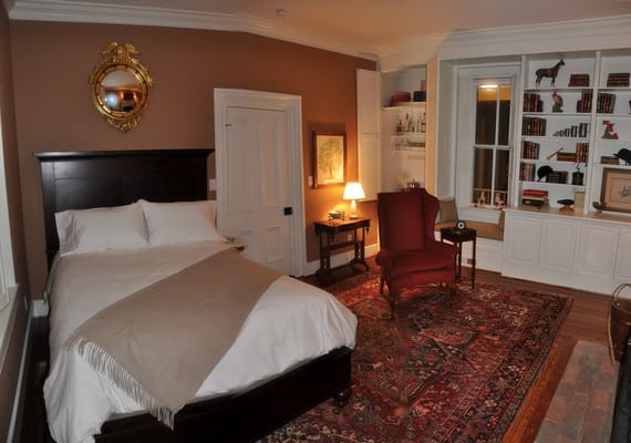 The Inn at Mount Vernon Farm by null