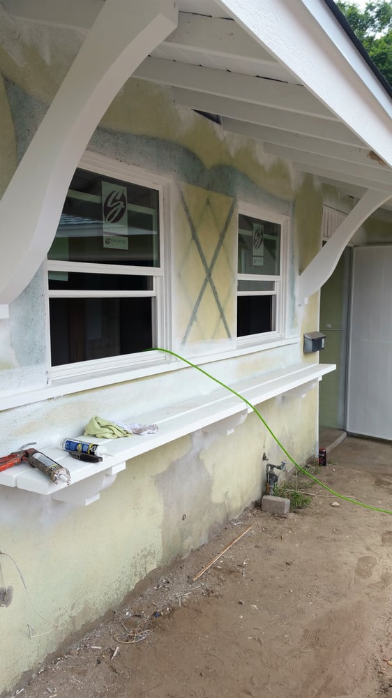 Slide of Raneri & Long Roofing and Solar