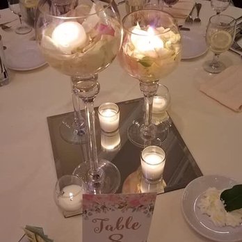 Divine Designs & Events - Centerpiece 2 - Wedding Planning Near Me - Franklin Park, Illinois Divine Designs & Events - Centerpiece 2 - Wedding Planning Near Me - Franklin Park, Illinois