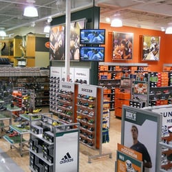 DICK'S Sporting Goods