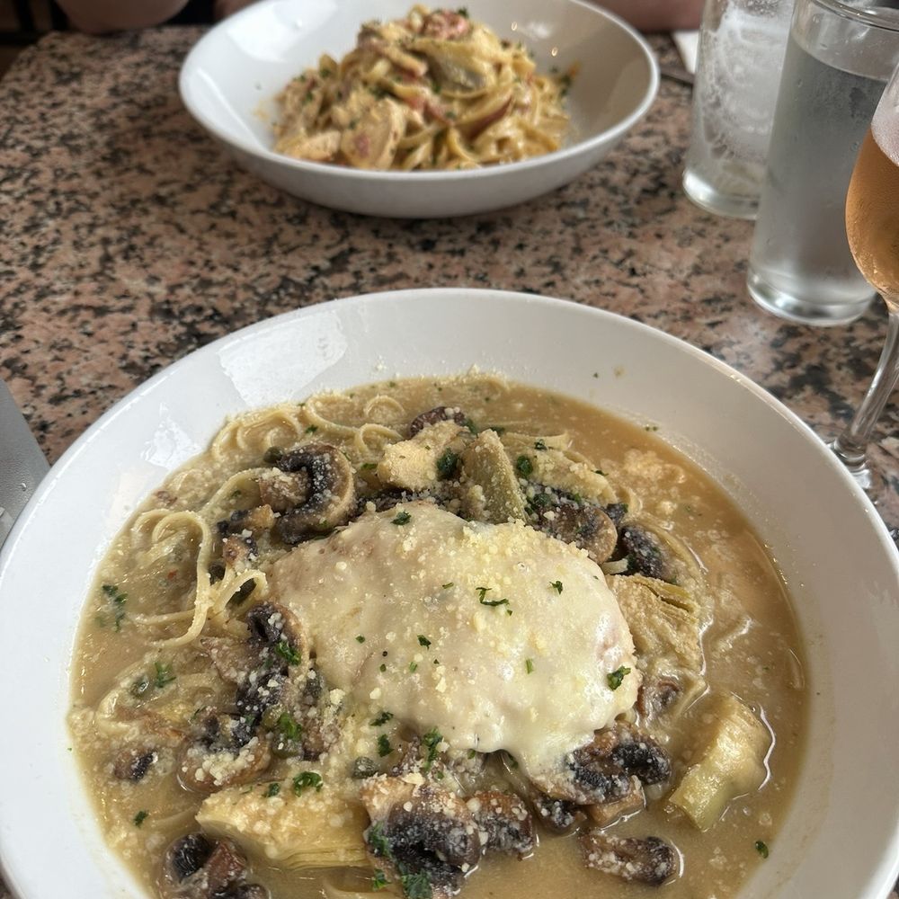Pasta E Basta - Chicken Verdicchio and Crazy Alfredo - Italian Near Me - Amherst, Massachusetts