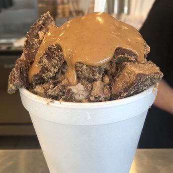 Sundaes The Ice Cream Place - Triple chocolate, ooey gooey Oreo, Robert brownie jr flavors topped with large chunks of Reese's and peanut butter! Very good! - Ice Cream & Frozen Yogurt Near Me - Matawan, New Jersey