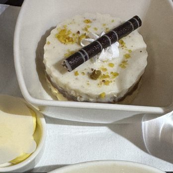 國泰航空 - Dessert - Airlines Near Me - Hong Kong, HK 國泰航空 - Dessert - Airlines Near Me - Hong Kong, HK