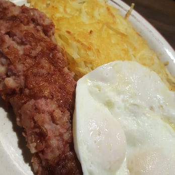 Country Kitchen - Corned beef and hash - Salad Near Me - Prunedale, California