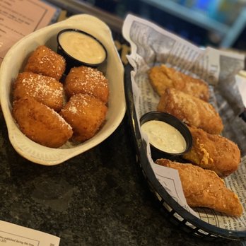 Craftu Kitchen & Tap House - Mac and cheese bites/Buffalo chicken egg rolls - Sports Bars Near Me - Wantagh, New York