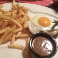 Les 3 Brasseurs - A part la deco début du premier service déjà en retard. Assie les un un à côté des autres je m'attendais à mieux
