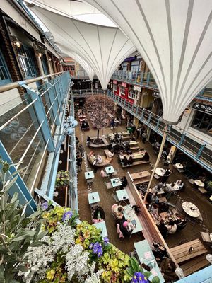 Kingly Court by null