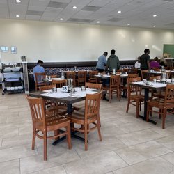 Aappakadai Indian Chettinad - Ample space and seating inside!