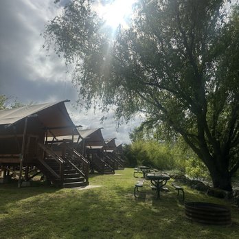 The Oasis Campground - Glamping side - Campgrounds Near Me - Clearlake Oaks, California The Oasis Campground - Glamping side - Campgrounds Near Me - Clearlake Oaks, California
