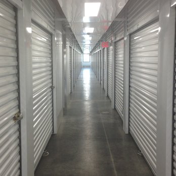 Lockbox Storage - Bennington - Lockbox Storage Bennington has climate control units of various sizes and low price units. - Self Storage Near Me - Bennington, Nebraska