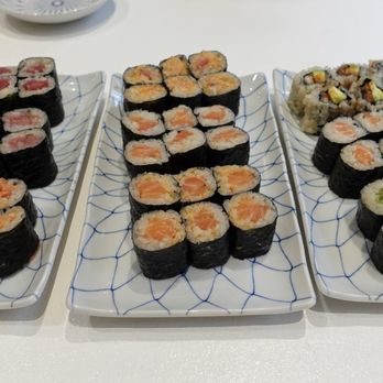 Shirokuro - 3 sets of the 3 roll combo for $25 - Japanese Near Me - New York, New York Shirokuro - 3 sets of the 3 roll combo for $25 - Japanese Near Me - New York, New York