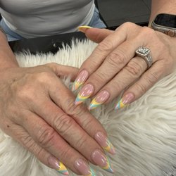 Acryliq Nails