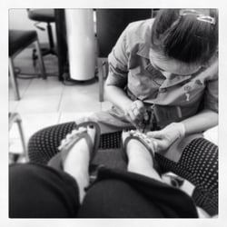 The Nail Bar - Manicure on a Saturday avo