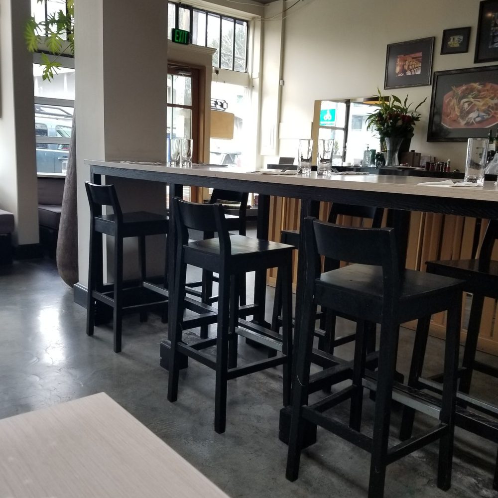 Naam Thai Cuisine - The ambiance - Thai Near Me - Seattle, Washington Naam Thai Cuisine - The ambiance - Thai Near Me - Seattle, Washington