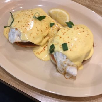 Native Cafe - Crab cakes Benedict - American Near Me - Gulf Breeze, Florida Native Cafe - Crab cakes Benedict - American Near Me - Gulf Breeze, Florida
