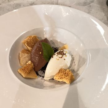 First & Oak - CHOCOLATE & HONEY dessert - New American Near Me - Solvang, California First & Oak - CHOCOLATE & HONEY dessert - New American Near Me - Solvang, California