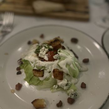 Avalon Beach House - Wedge salad with blue cheese & bacon - Cocktail Bars Near Me - Delray Beach, Florida Avalon Beach House - Wedge salad with blue cheese & bacon - Cocktail Bars Near Me - Delray Beach, Florida