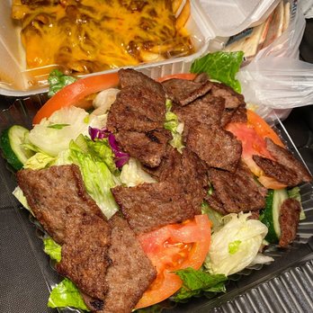 Big Tomy's - Beef gyro salad - Burgers Near Me - Los Angeles, California