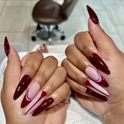 Images Luxury Nail Lounge - Acrylic new set by Travis