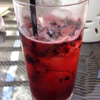 Eighty Acres Kitchen & Bar - Blackberry mojito - Bars Near Me - Pittsburgh, Pennsylvania