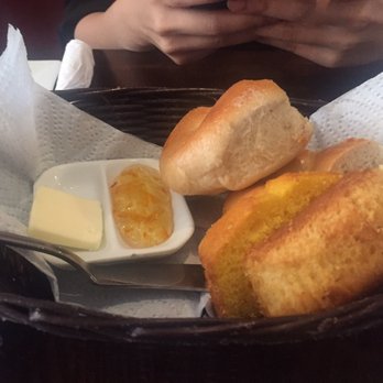 HoM Bay Ridge - Free bread basket with bagel, pound cake and lemon loaf - Breakfast & Brunch Near Me - Brooklyn, New York HoM Bay Ridge - Free bread basket with bagel, pound cake and lemon loaf - Breakfast & Brunch Near Me - Brooklyn, New York
