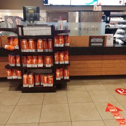 Dunkin' - Inside