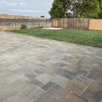 Visionary Landscape Design - 10 by 10 concrete, pavers and grass - Landscaping Near Me Visionary Landscape Design - 10 by 10 concrete, pavers and grass - Landscaping Near Me