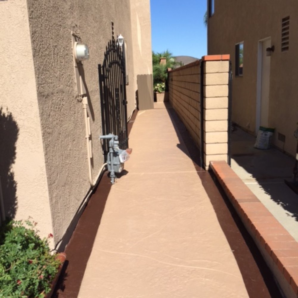 Deckrete Concrete Resurfacing - Residence side gate view - Masonry/Concrete Near Me - Nuevo, California