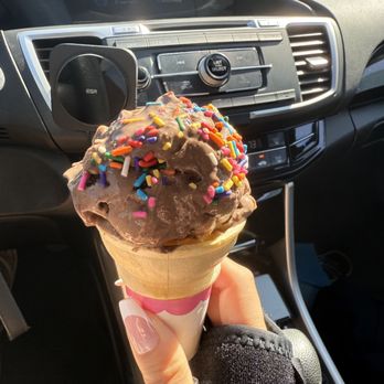 Baskin-Robbins - Ice Cream & Frozen Yogurt Near Me - Fountain Valley, California