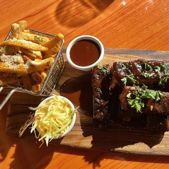 Mesob - Ribs and fries - Caribbean Near Me - Kansas City, Missouri