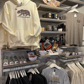 Long Beach Airport - LGB - Clothing souvenirs - Airports Near Me - Long Beach, California