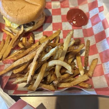Milwaukee Burger Company - Milwaukee Smashburger with fries - Burgers Near Me - Appleton, Wisconsin